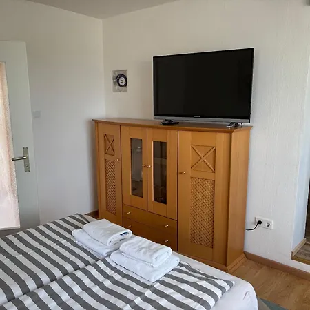 Fewo Grossbadegast 아파트